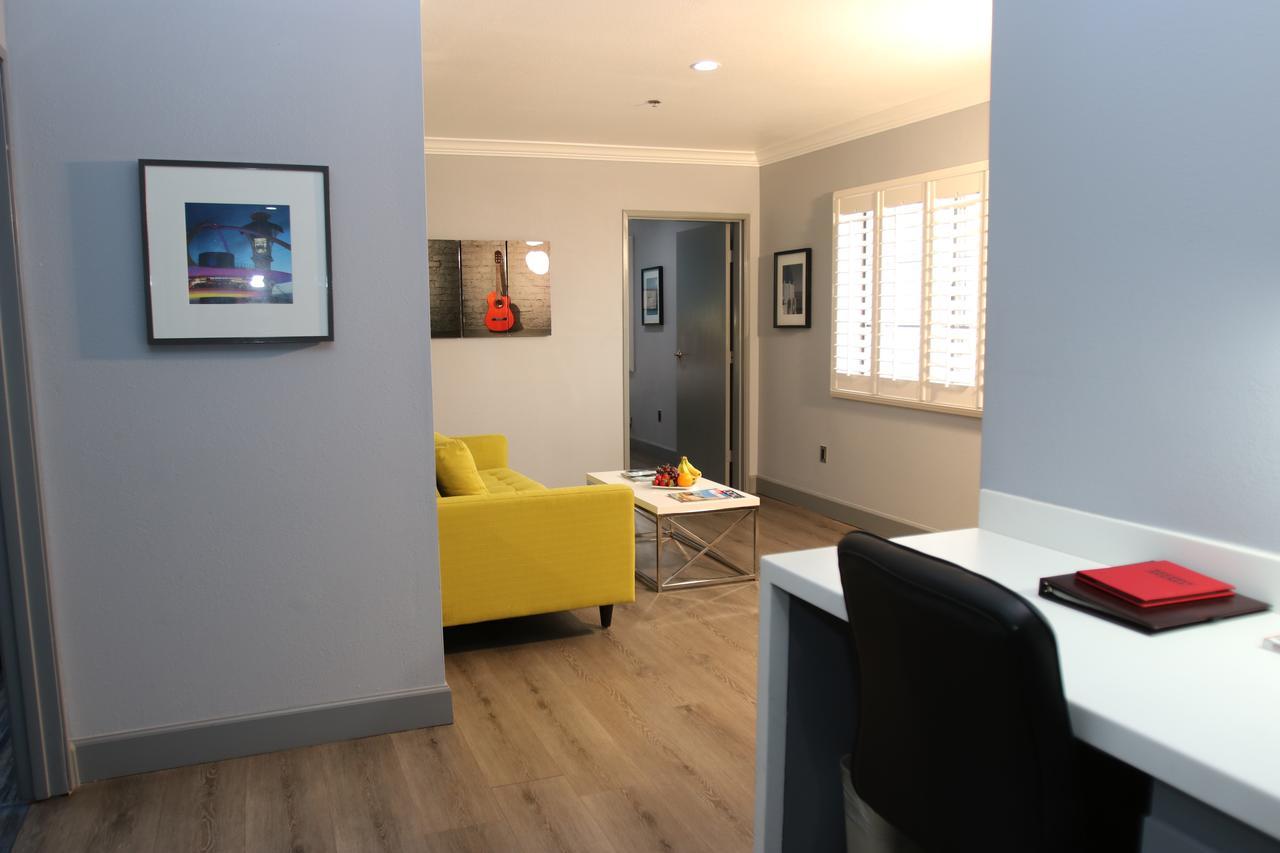 לוס אנג'לס Blvd Hotel & Suites - Walking Distance To Hollywood Walk Of Fame (Adults Only) מראה חיצוני תמונה